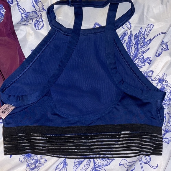 Sports bra - Picture 2 of 5